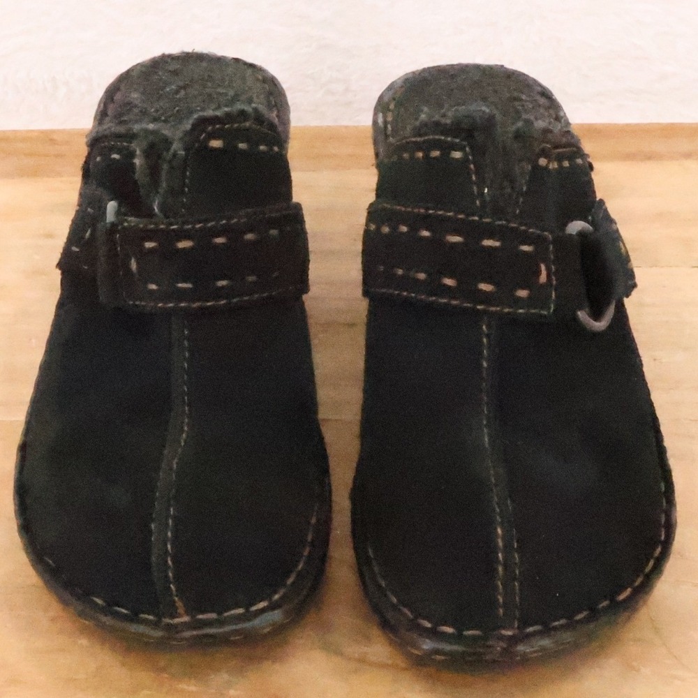 b.o.c. Born Concept Black Suede Clog Mules Womens Size 6 Faux Fur Buckle Slip On
